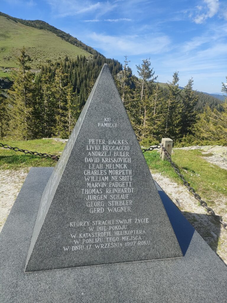 polski pomnik nad prokosko